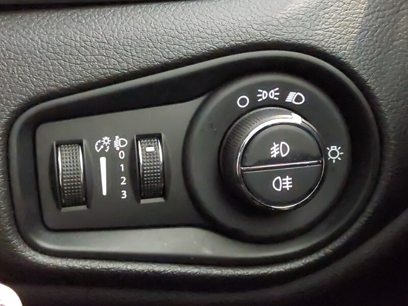 Used Jeep Renegade 2021 for sale - 76566988: Photo 19