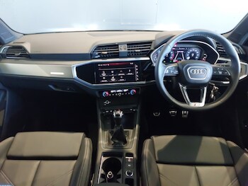 Used Audi Q3 2025 for sale - 77922209: Photo