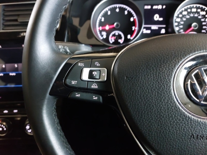 Used Volkswagen Golf 2018 for sale - 76420861: Photo 10