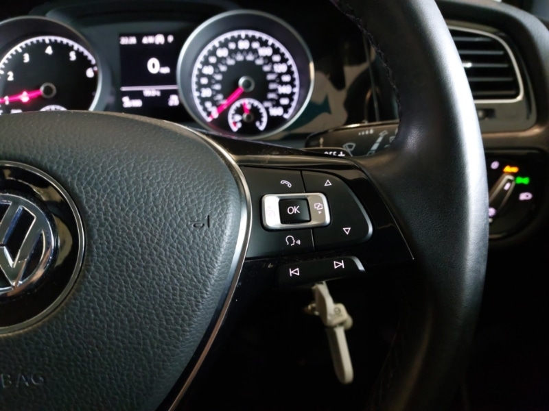 Used Volkswagen Golf 2018 for sale - 76420861: Photo 11