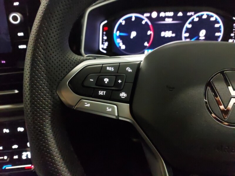 Used Volkswagen T-Roc 2025 for sale - 77299677: Photo 10