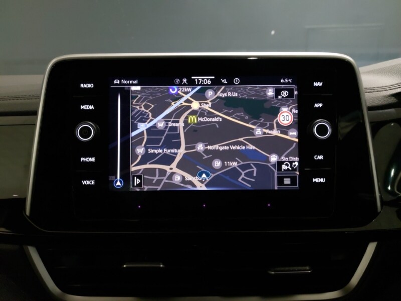 Used Volkswagen T-Roc 2025 for sale - 77299677: Photo 13