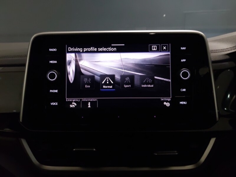 Used Volkswagen T-Roc 2025 for sale - 77299677: Photo 16