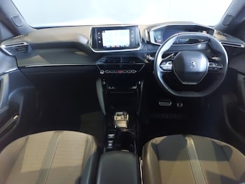 Used Peugeot 2008 2023 for sale - 79440060: Photo