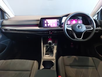 Used Volkswagen Golf 2021 for sale - 76188047: Photo 2