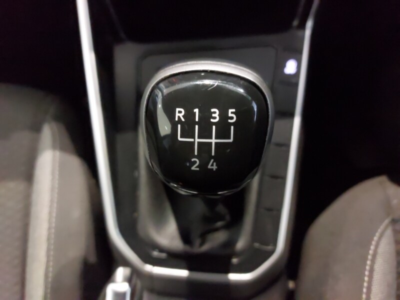 Used Volkswagen Polo 2024 for sale - 77272829: Photo 17