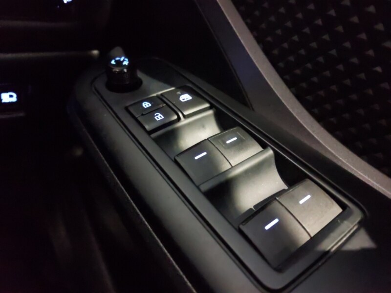 Used Toyota C-HR 2021 for sale - 78013380: Photo 19