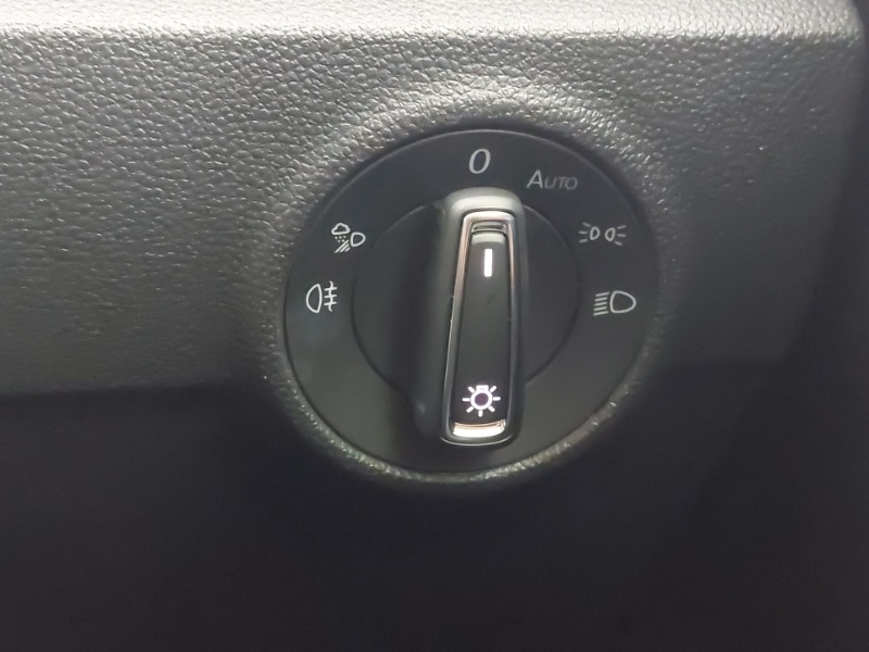 Used Volkswagen T-Roc 2023 for sale - 77660872: Photo 13