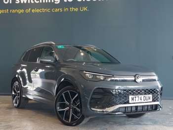 2024 - 2.0 TDI R-Line 5dr DSG