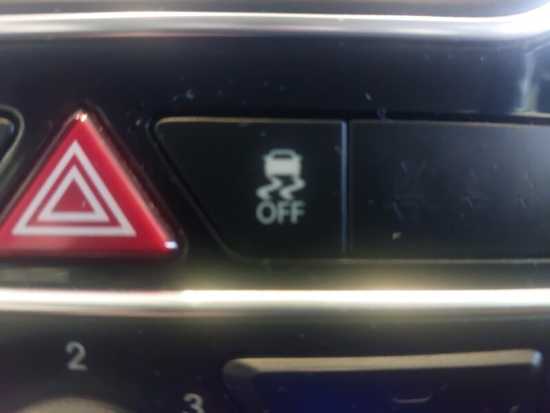 Used Hyundai i30 2015 for sale - 76707760: Photo 14