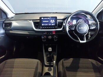 Used Kia Stonic 2023 for sale - 78440513: Photo