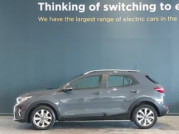 Used Kia Stonic 2023 for sale - 78440513: Photo