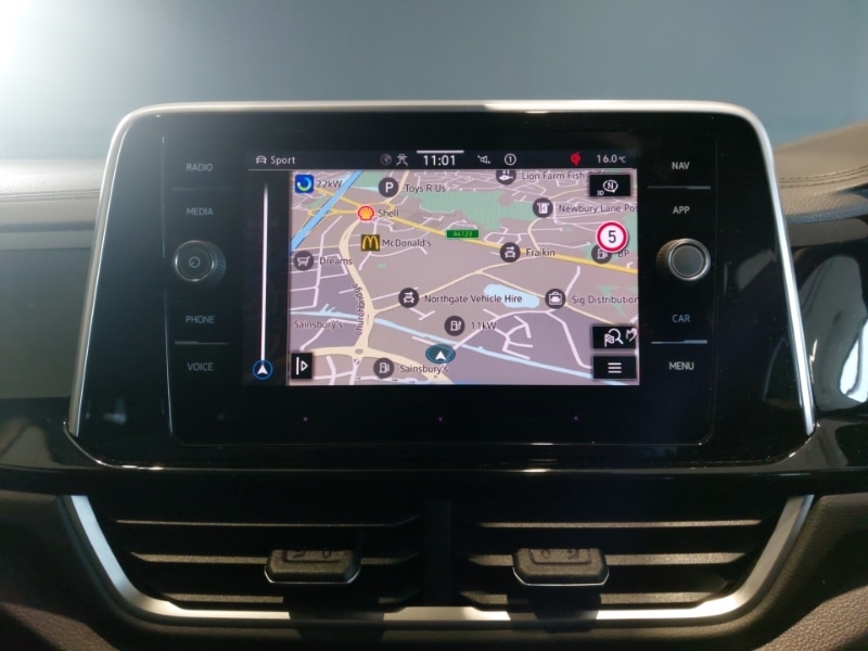 Used Volkswagen T-Roc 2025 for sale - 77197676: Photo 13