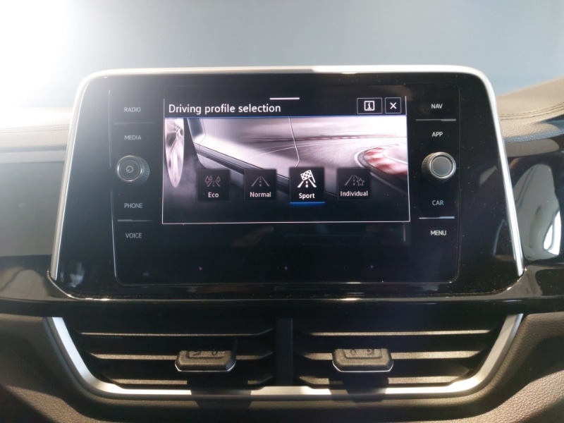 Used Volkswagen T-Roc 2025 for sale - 77197676: Photo 15