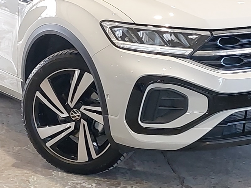 Used Volkswagen T-Roc 2025 for sale - 77197676: Photo 9