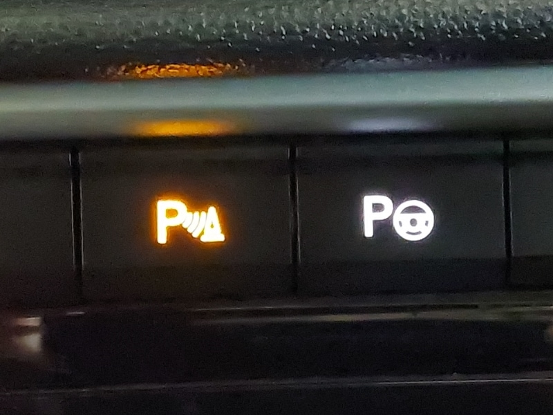 Used Volkswagen T-Roc 2023 for sale - 77682486: Photo 16