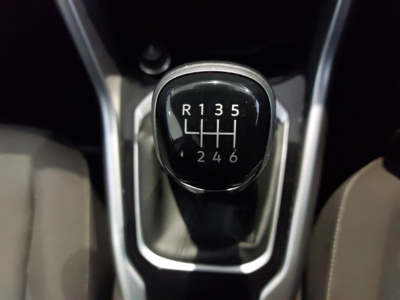 Used Volkswagen T-Roc 2023 for sale - 77682486: Photo 17