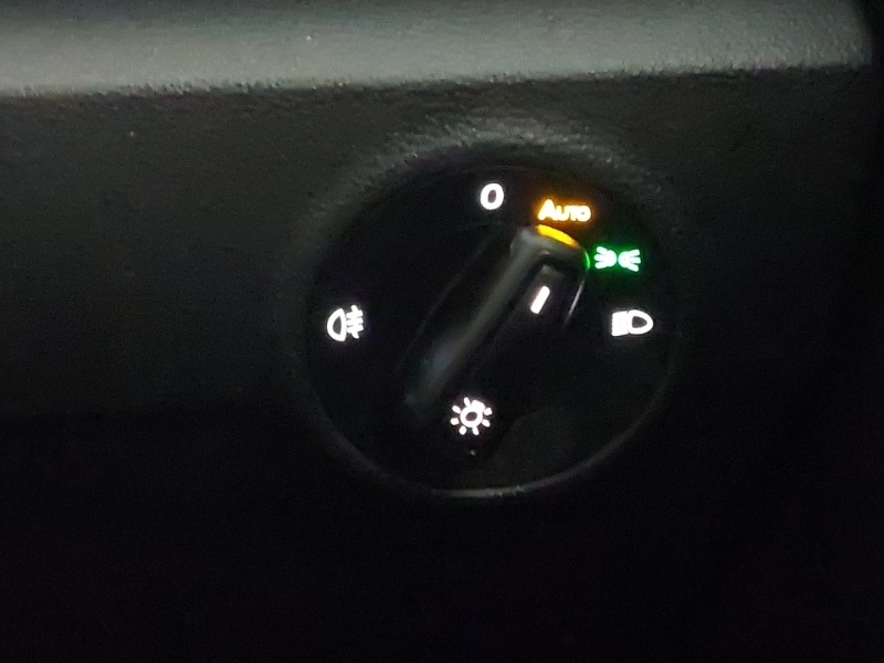 Used Volkswagen T-Roc 2023 for sale - 77682486: Photo 19