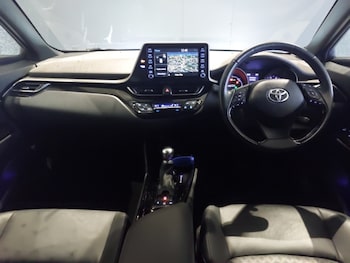 Used Toyota C-HR 2020 for sale - 76983220: Photo