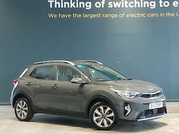Used Kia Stonic 2023 for sale - 79686075: Photo