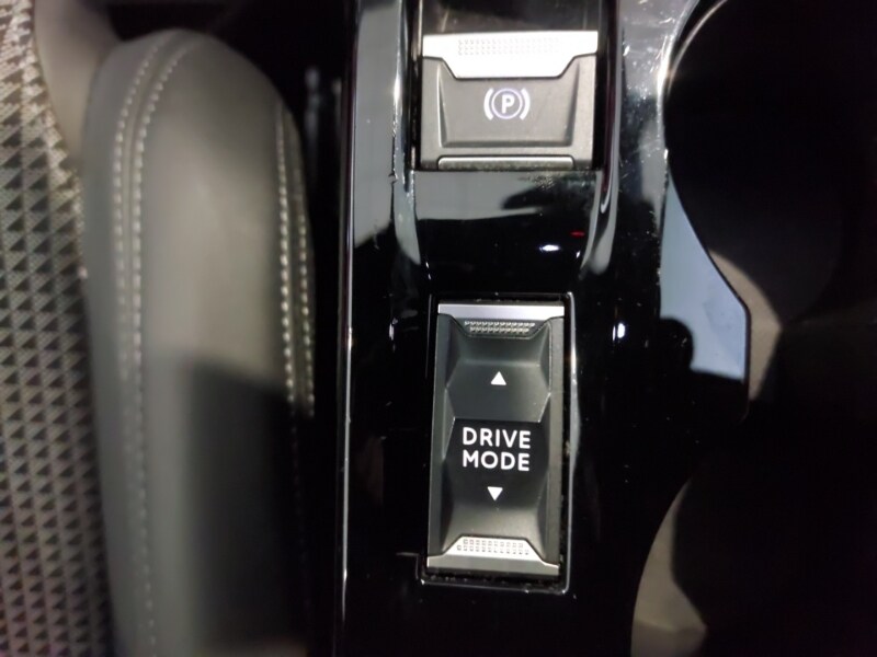 Used Peugeot 2008 2022 for sale - 77502975: Photo 18