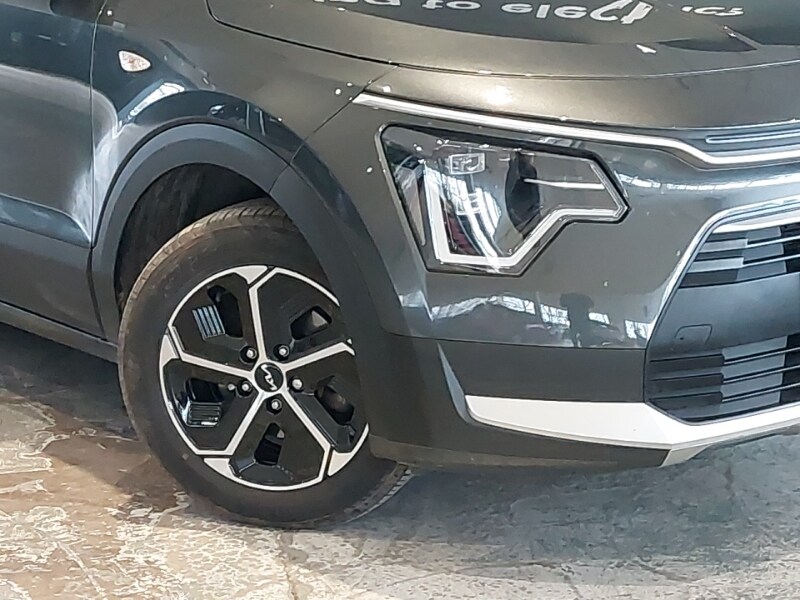 Used Kia Niro 2023 for sale - 77815360: Photo 9