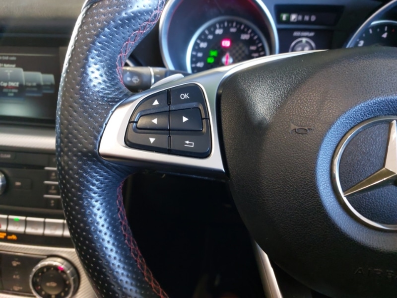 Used Mercedes-Benz SLC 2017 for sale - 76663948: Photo 10