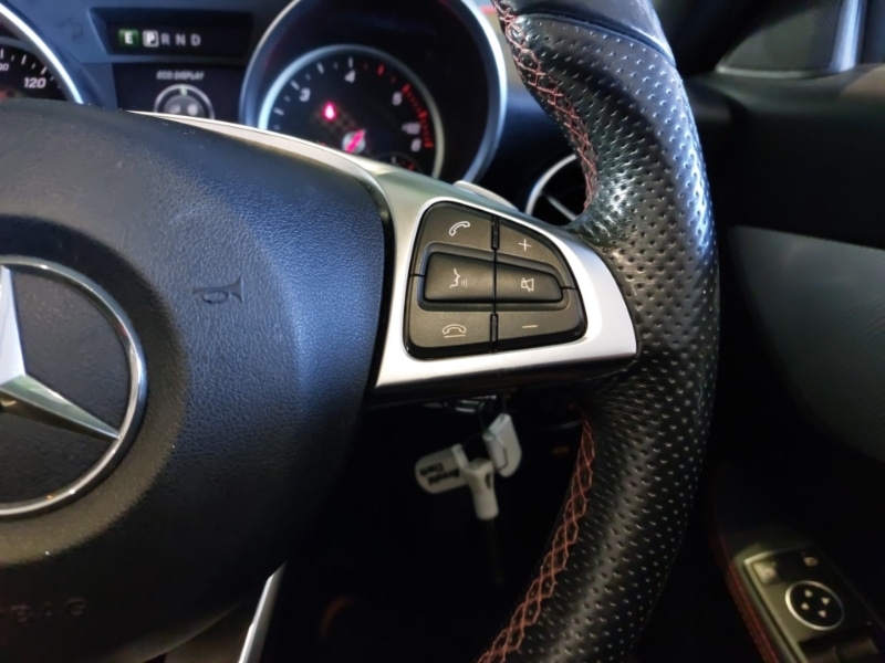 Used Mercedes-Benz SLC 2017 for sale - 76663948: Photo 11