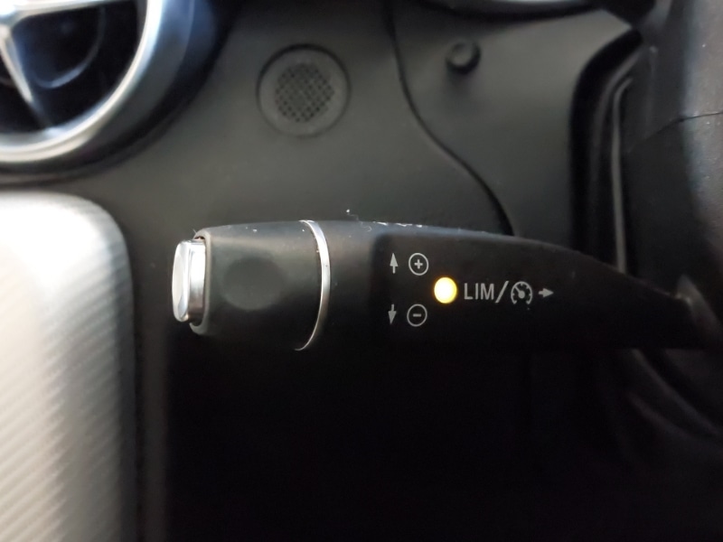 Used Mercedes-Benz SLC 2017 for sale - 76663948: Photo 19