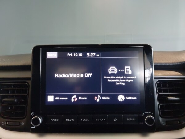 Used Kia Stonic 2022 for sale - 76258549: Photo 12