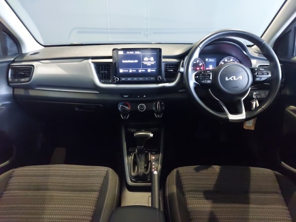 Used Kia Stonic 2022 for sale - 76258549: Photo 2