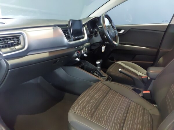 Used Kia Stonic 2022 for sale - 76258549: Photo 5