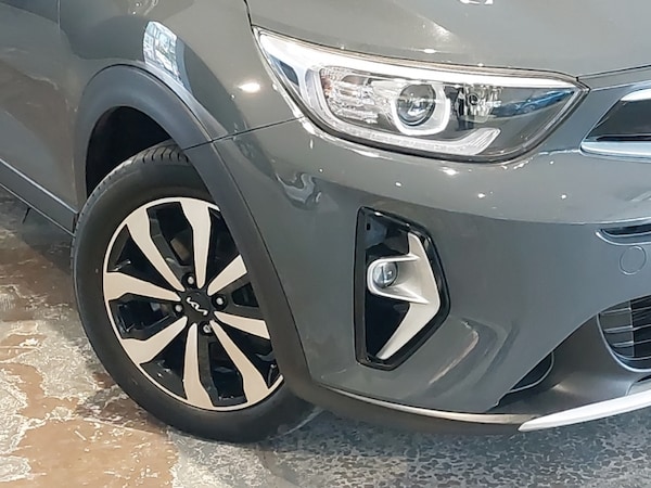Used Kia Stonic 2022 for sale - 76258549: Photo 9