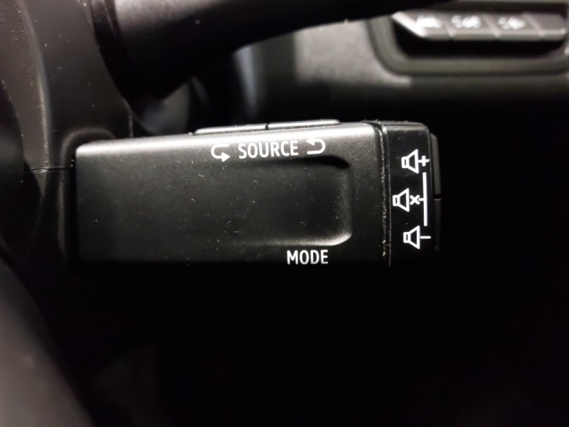 Used Renault Captur 2023 for sale - 77556216: Photo 17