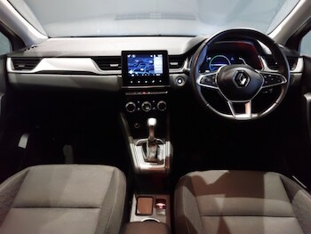 Used Renault Captur 2023 for sale - 77556216: Photo