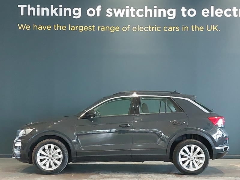 Used Volkswagen T-Roc 2018 for sale - 76403753: Photo 4