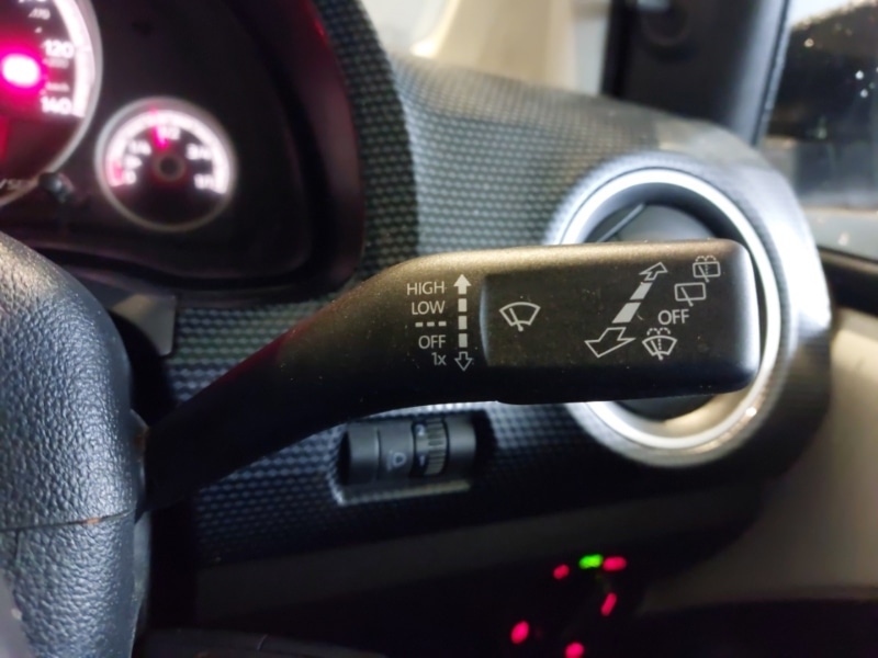 Used Volkswagen up! 2018 for sale - 77466694: Photo 11