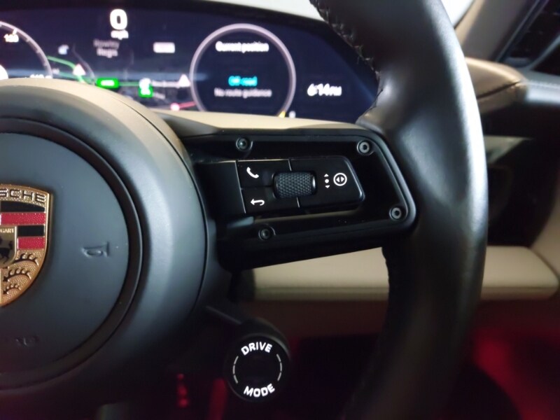 Used Porsche Taycan 2023 for sale - 78211371: Photo 11