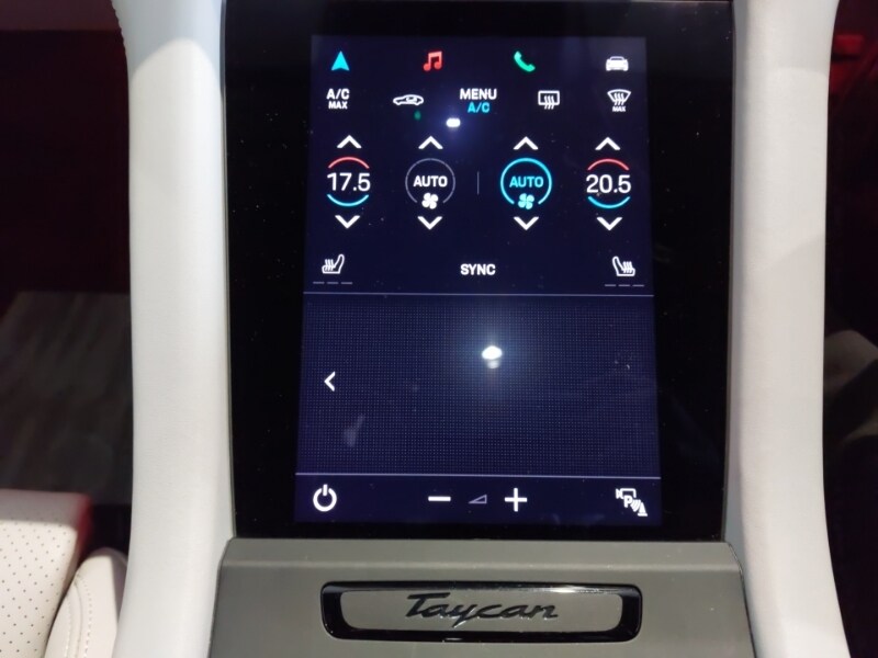 Used Porsche Taycan 2023 for sale - 78211371: Photo 17