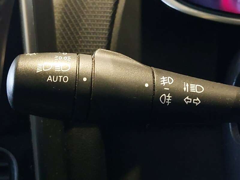 Used Renault Clio 2018 for sale - 76358703: Photo 15