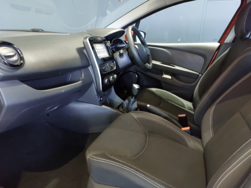 Used Renault Clio 2018 for sale - 76358703: Photo 5