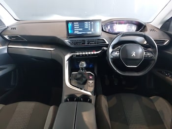 Used Peugeot 5008 2021 for sale - 79529432: Photo