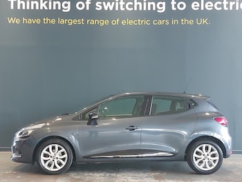 Used Renault Clio 2018 for sale - 75633878: Photo