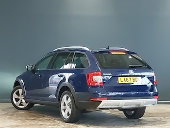 Used Skoda Octavia 2018 for sale - 77343154: Photo