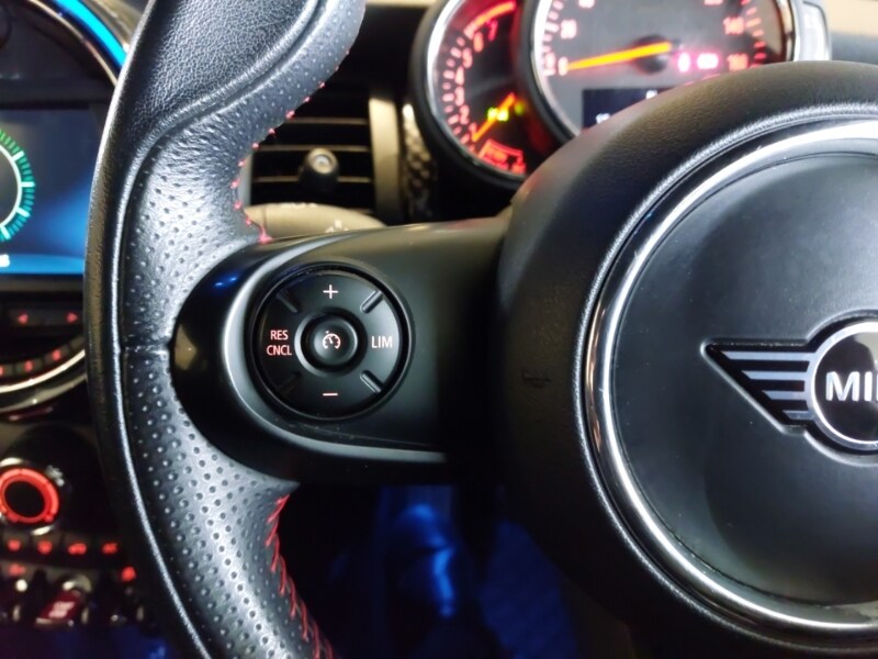 Used MINI Hatch 2019 for sale - 76533143: Photo 10