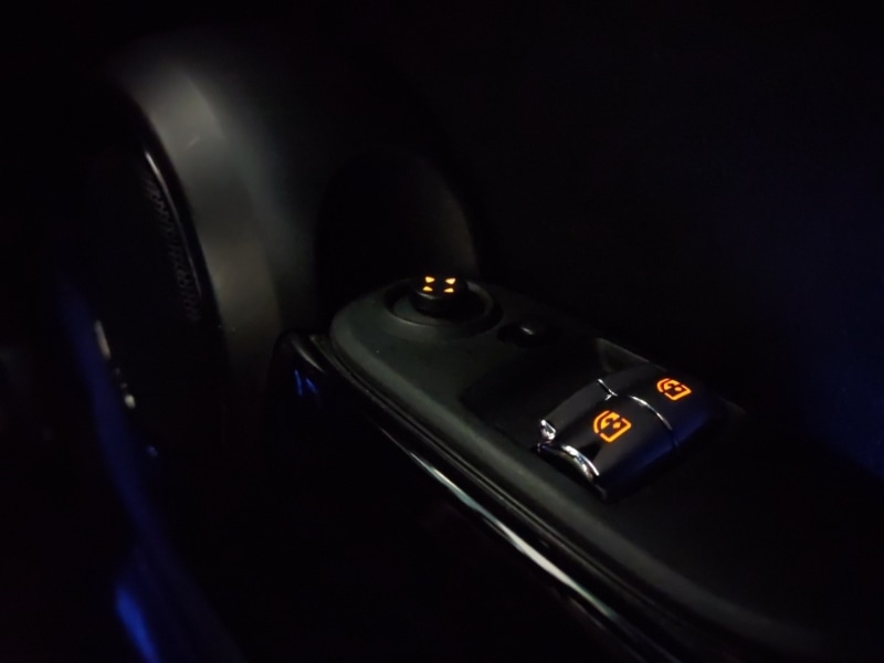 Used MINI Hatch 2019 for sale - 76533143: Photo 19