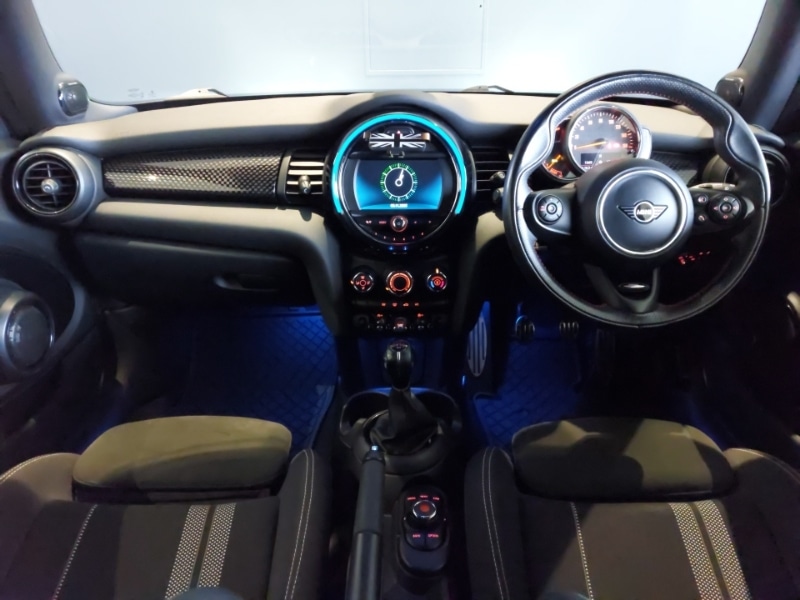 Used MINI Hatch 2019 for sale - 76533143: Photo 2