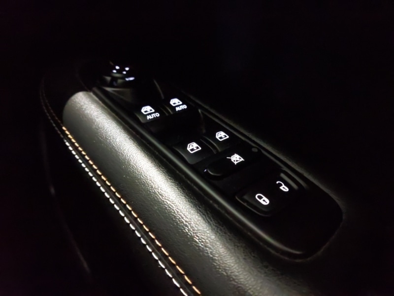 Used Jeep Compass 2018 for sale - 76897387: Photo 18