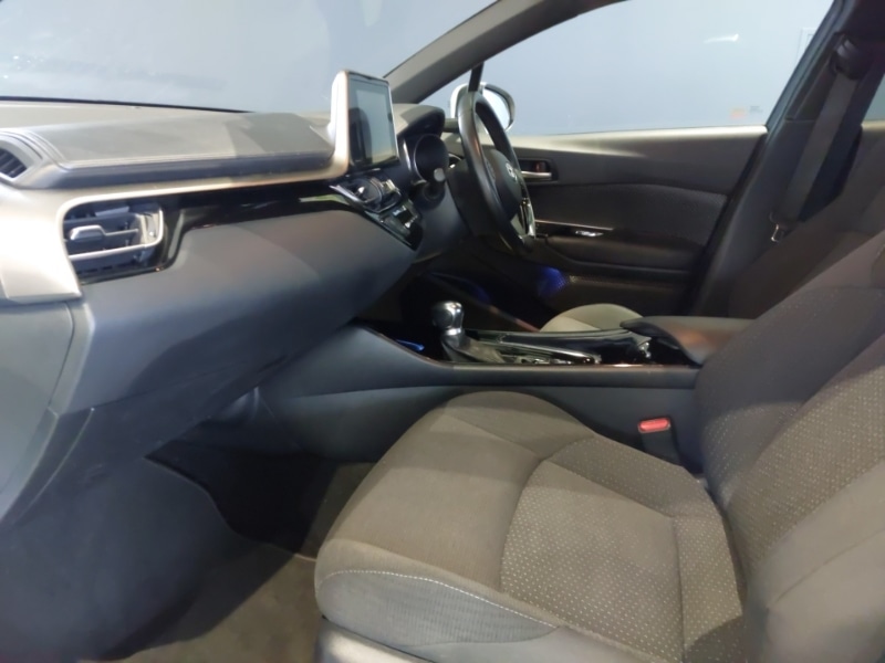 Used Toyota C-HR 2019 for sale - 78126090: Photo 5