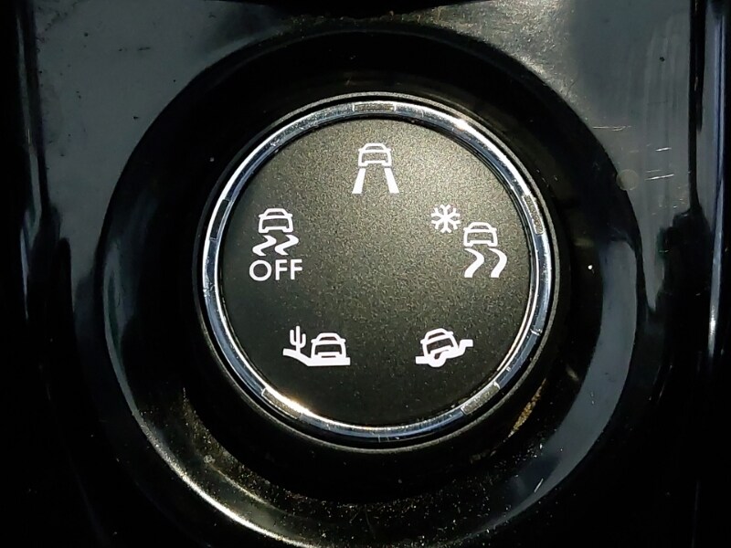 Used Peugeot 2008 2018 for sale - 78202714: Photo 17